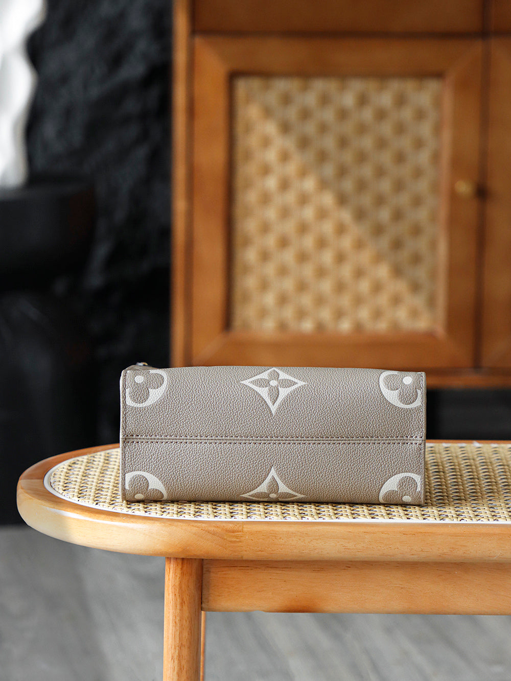 Second hand luxury Louis Vuitton women's bag